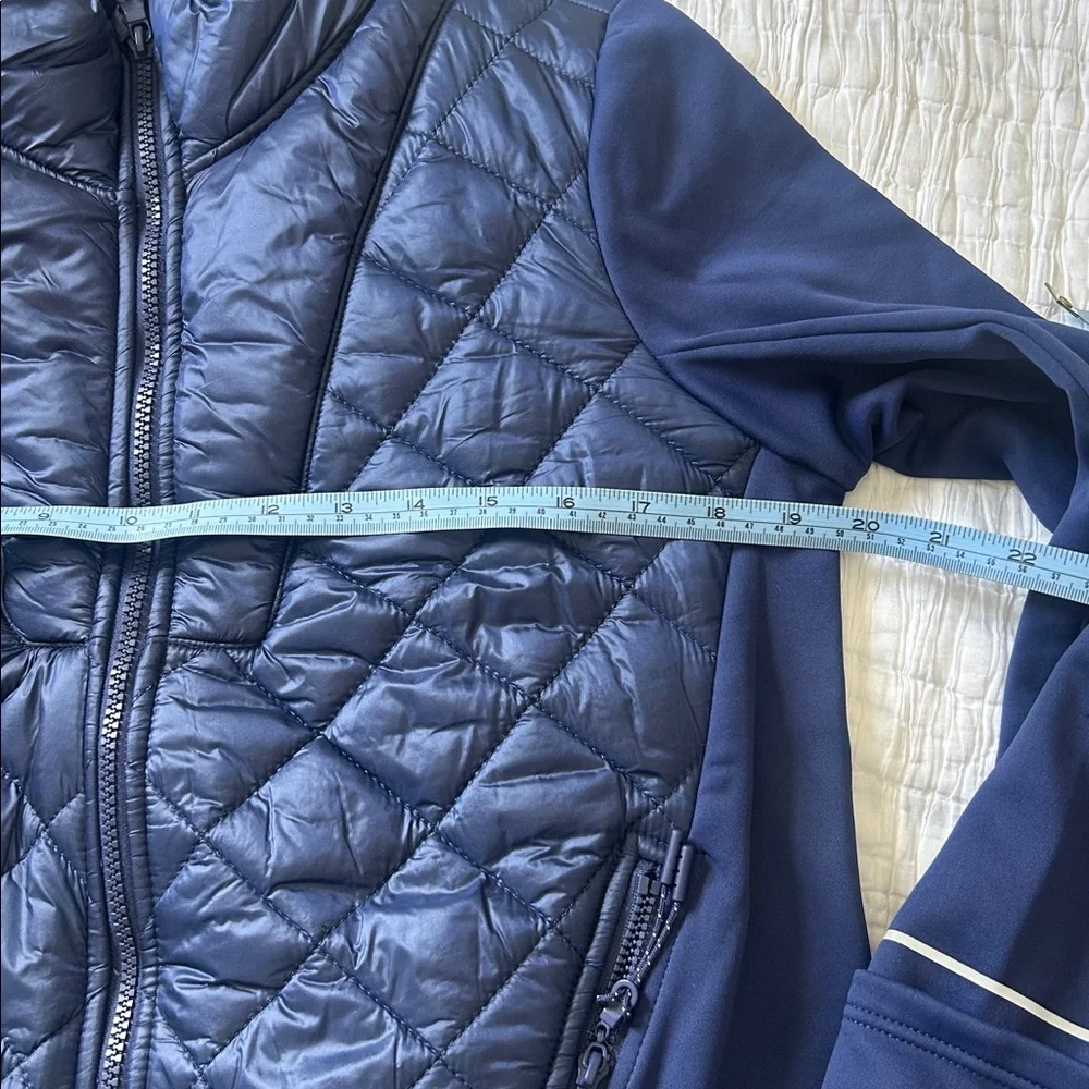 Blue puffer, Layer8,small - Picture 10 of 12